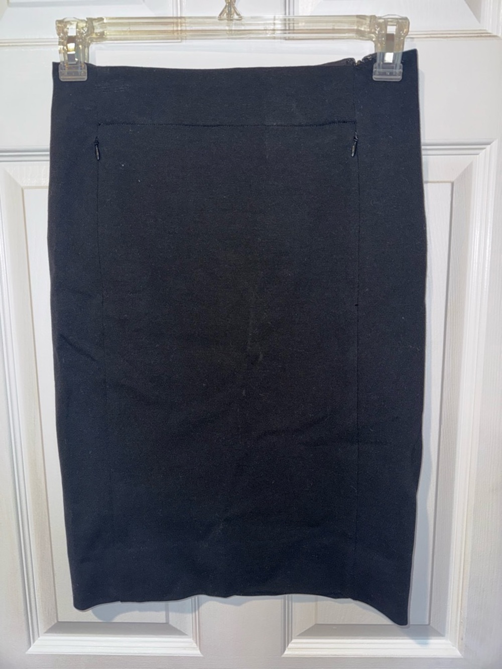 Diane Von Furstenberg Black Pencil Skirt - Sleek Tailored Silhouette
